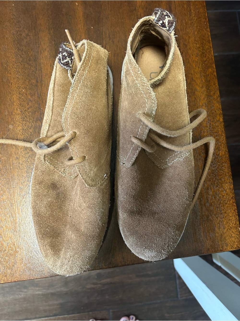 UGG Men's Tan Suede Chukka Boots